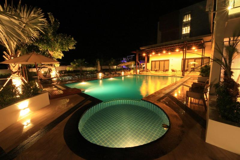 Jasper Hotel Ban Phai image