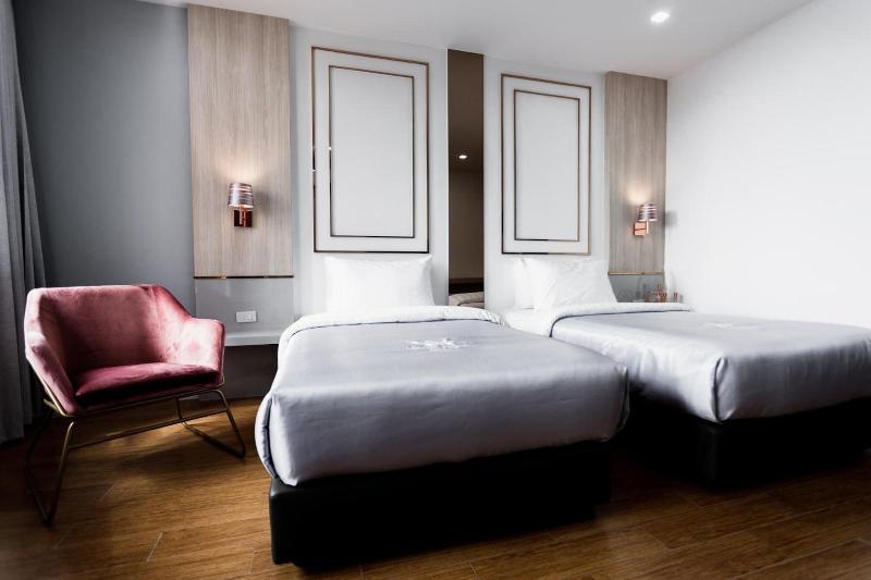 Jasper Hotel Ban Phai image