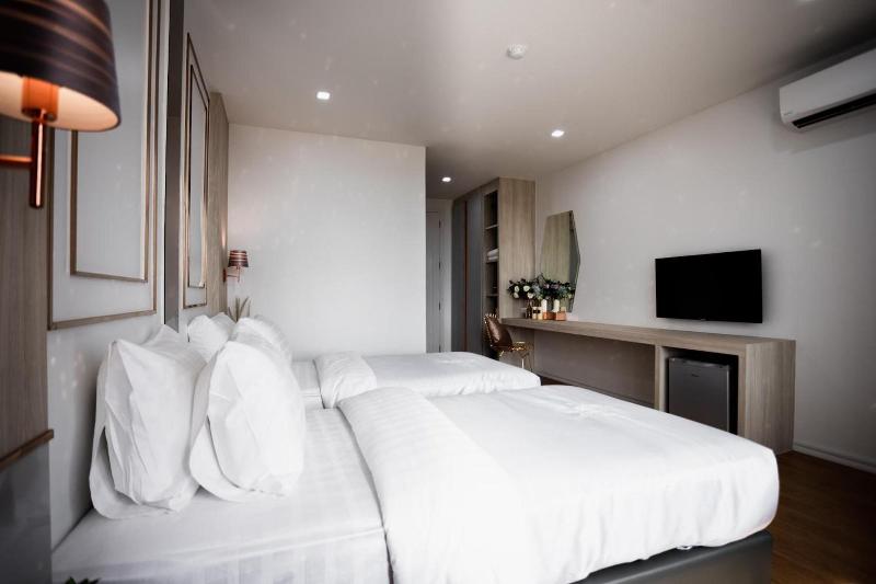 Jasper Hotel Ban Phai image
