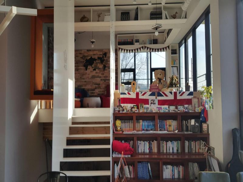 Andong Poong-gyung hostel n LIBRARY image