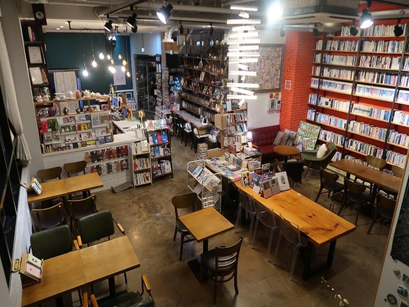 Andong Poong-gyung hostel n LIBRARY image 7