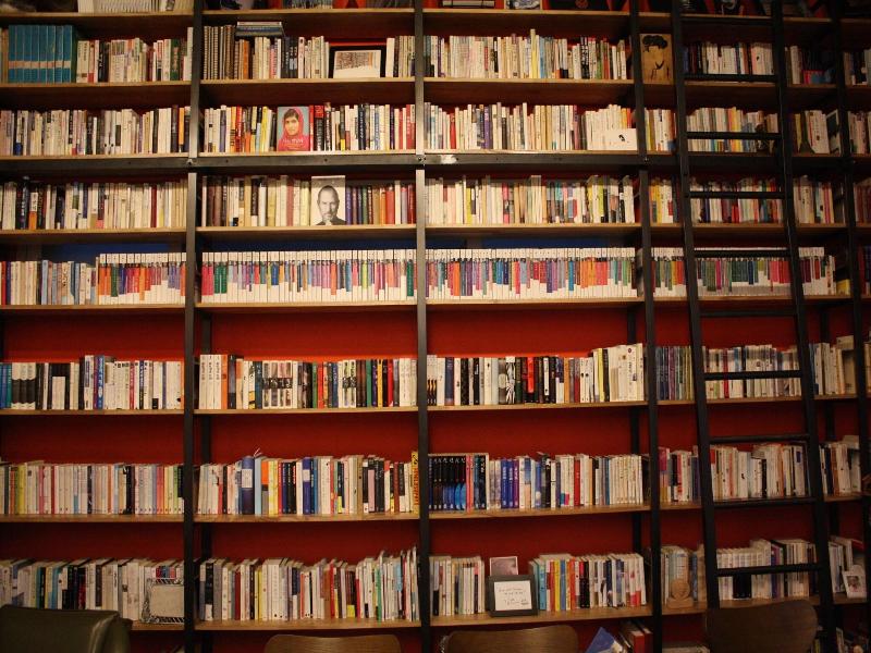 Andong Poong-gyung hostel n LIBRARY