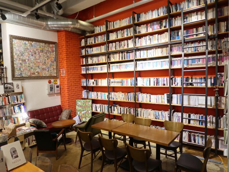 Andong Poong-gyung hostel n LIBRARY image