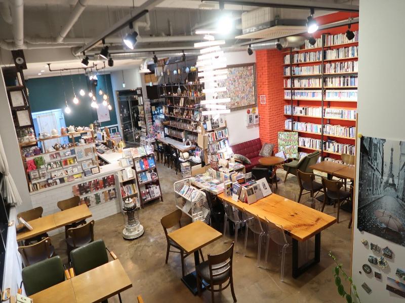 Andong Poong-gyung hostel n LIBRARY image