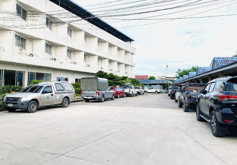 Thawat Hotel image