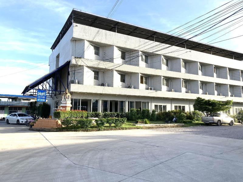 Thawat Hotel image