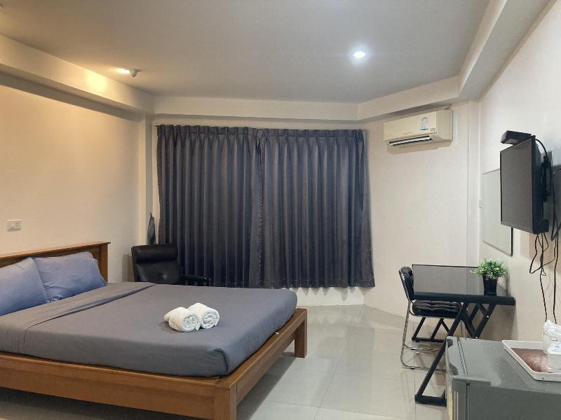 Thawat Hotel image