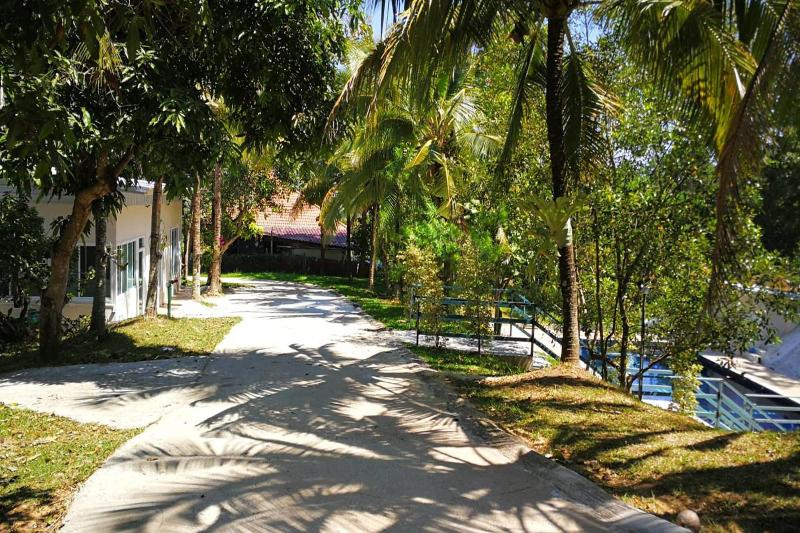 Suansaimai Resort image