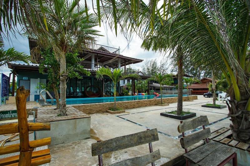 Veerada Boutique Home image