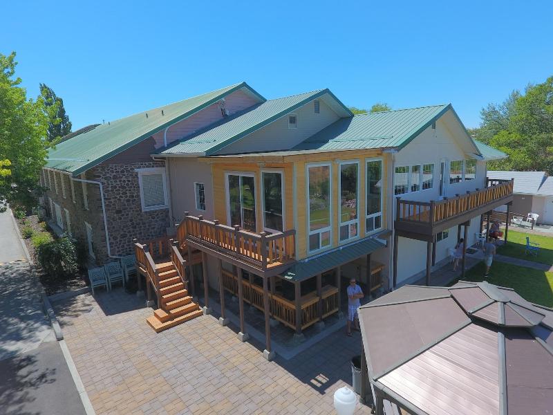 Soap Lake Natural Spa And Resort image