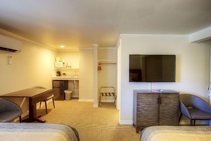 Soap Lake Natural Spa And Resort image