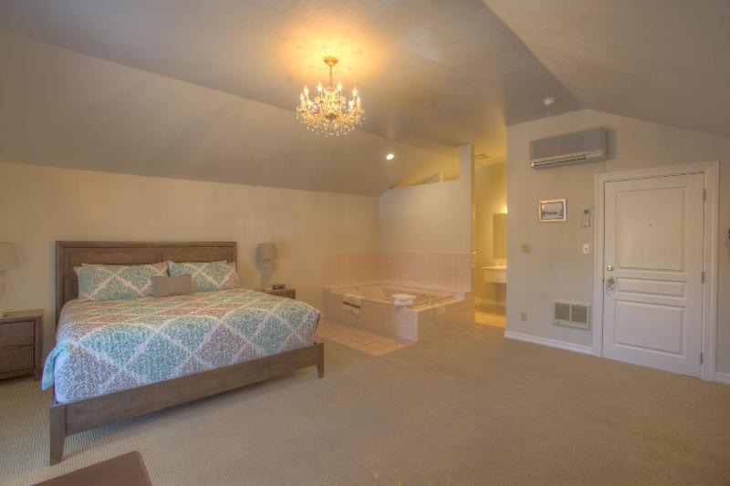 Soap Lake Natural Spa And Resort image