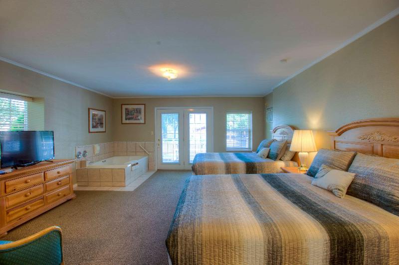 Soap Lake Natural Spa And Resort image