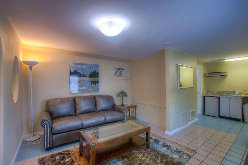 Soap Lake Natural Spa And Resort image