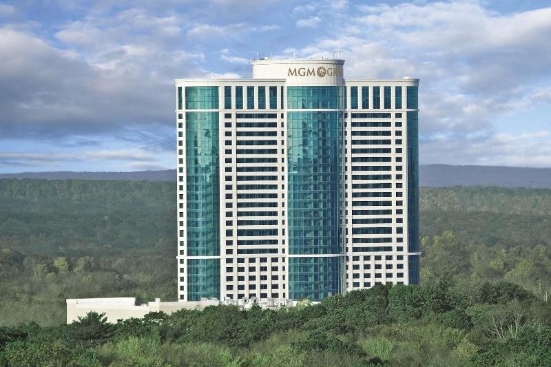 The Fox Tower At Foxwoods image