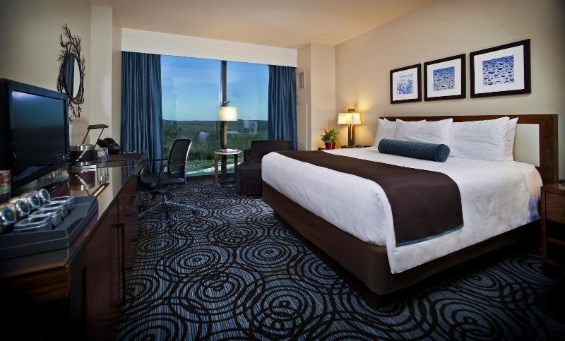 The Fox Tower At Foxwoods image