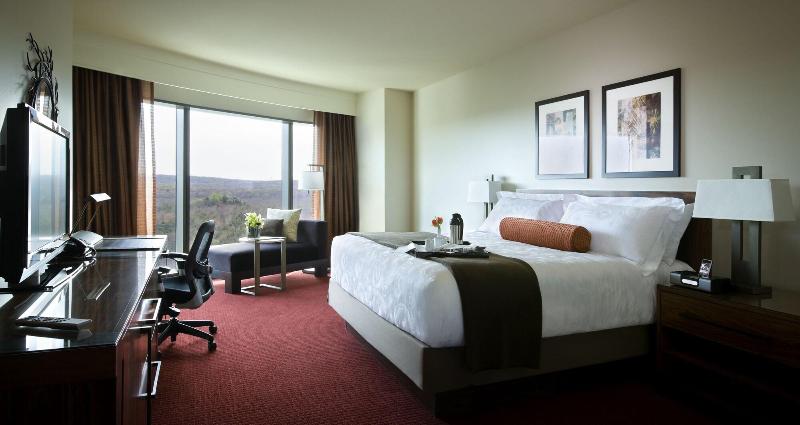 The Fox Tower At Foxwoods image