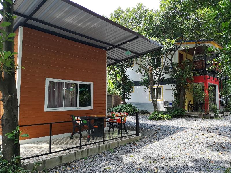 Pairom Resort