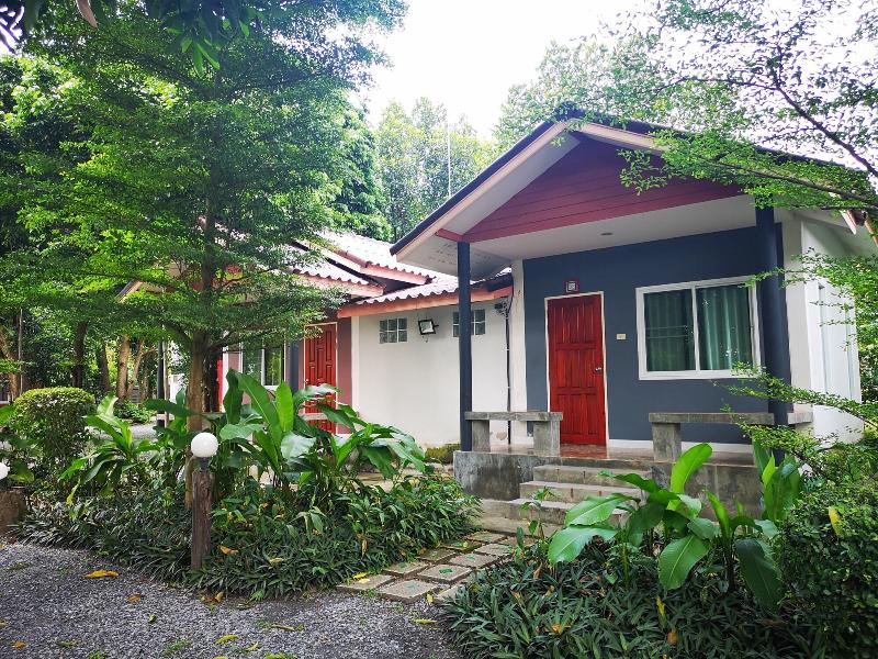 Pairom Resort