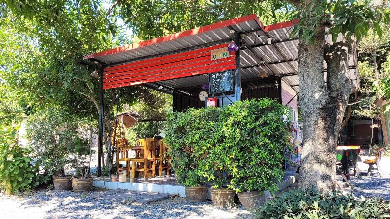 Pairom Resort