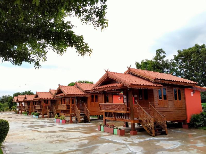 Bank Resort image