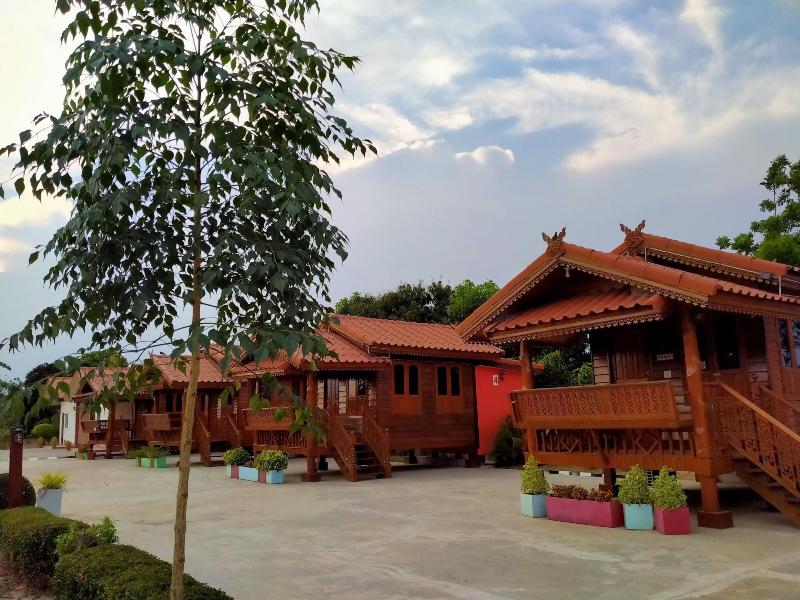 Bank Resort image