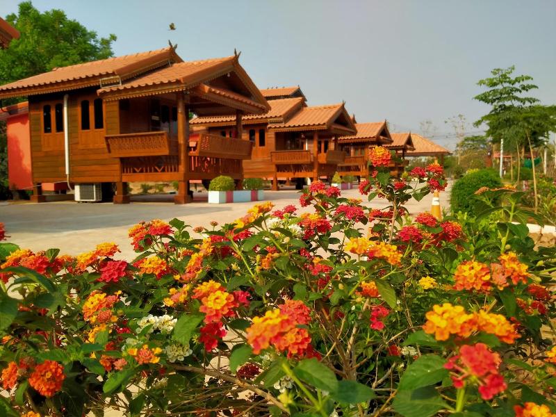 Bank Resort image