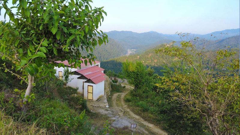 Lahermitage Resort image
