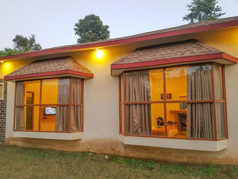 Lahermitage Resort image