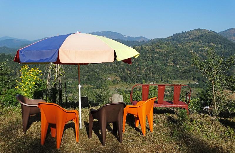 Lahermitage Resort image