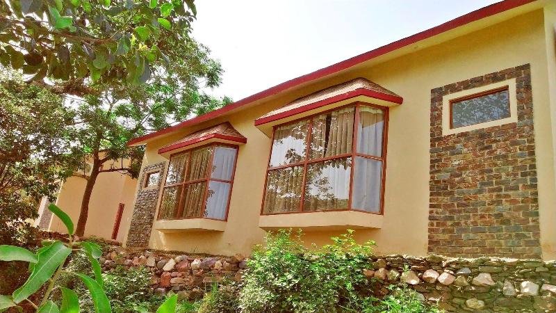 Lahermitage Resort image
