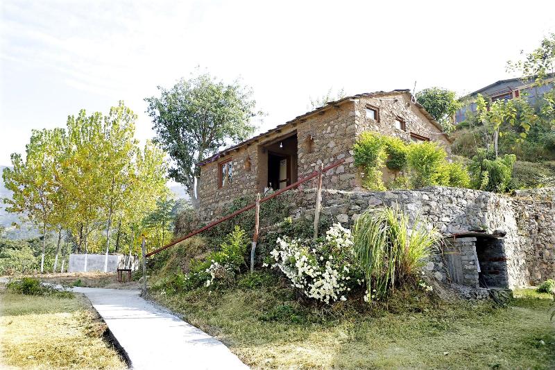 Lahermitage Resort image