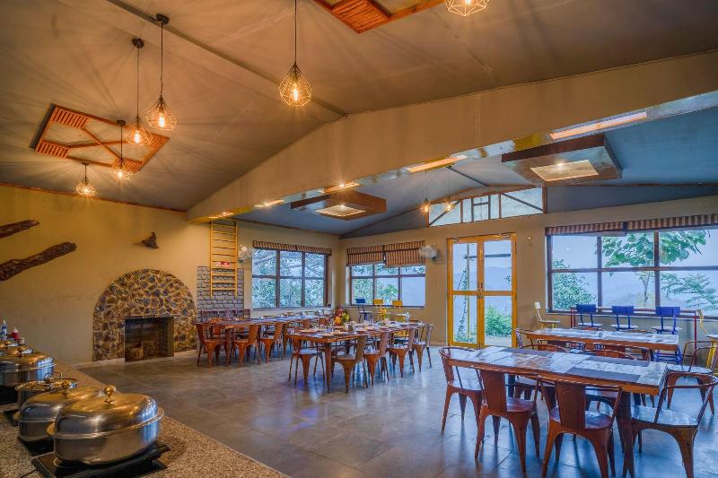 Lahermitage Resort image