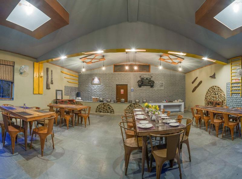 Lahermitage Resort image