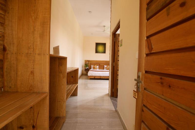 Lahermitage Resort image