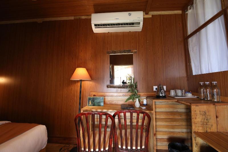 Lahermitage Resort image