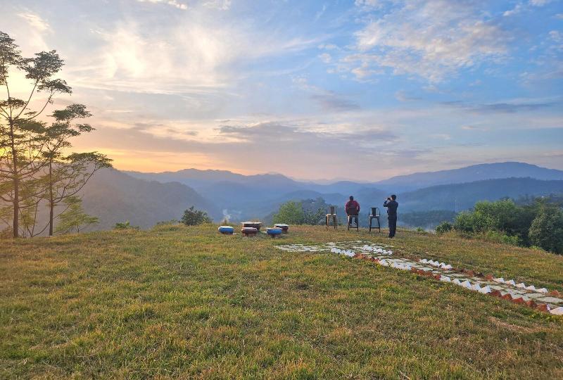 Lahermitage Resort image