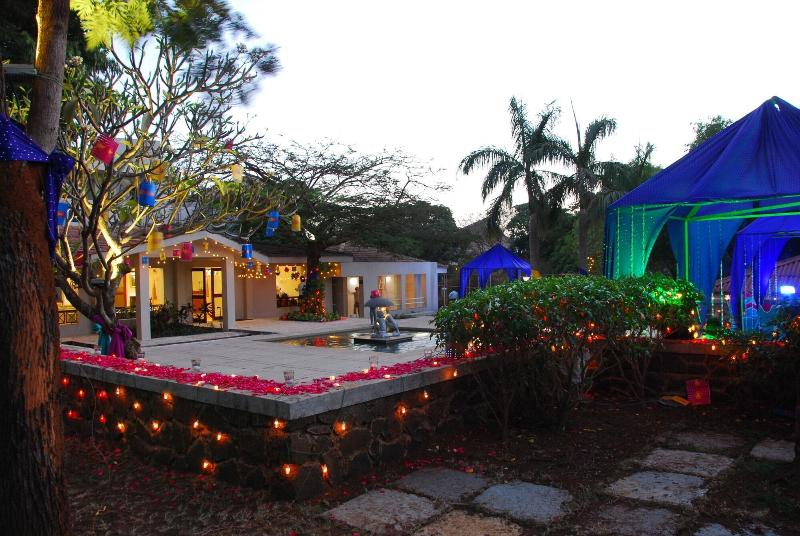 Manas Resort With Petting Zoo image
