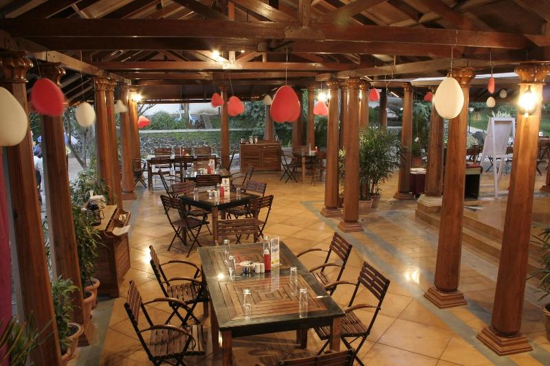 Manas Resort With Petting Zoo image