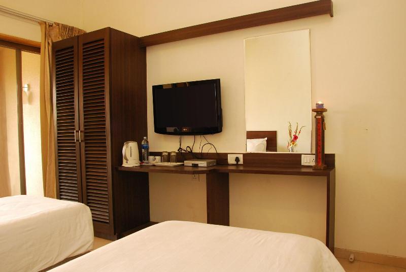 Manas Resort With Petting Zoo image