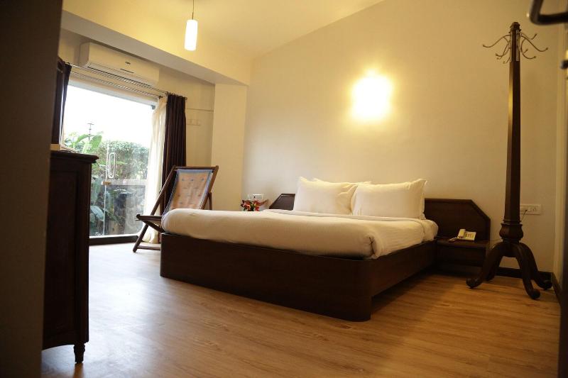 Manas Resort With Petting Zoo image