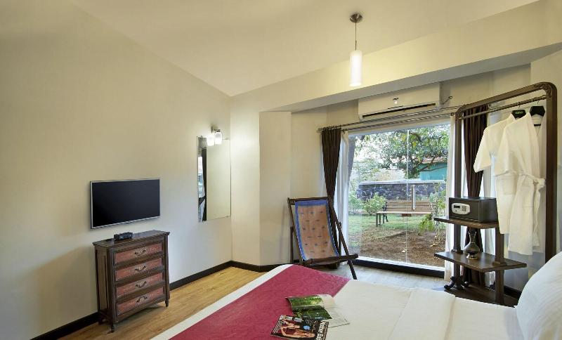 Manas Resort With Petting Zoo image