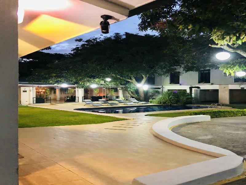 Hotel Mango image