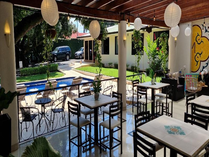 Hotel Mango image