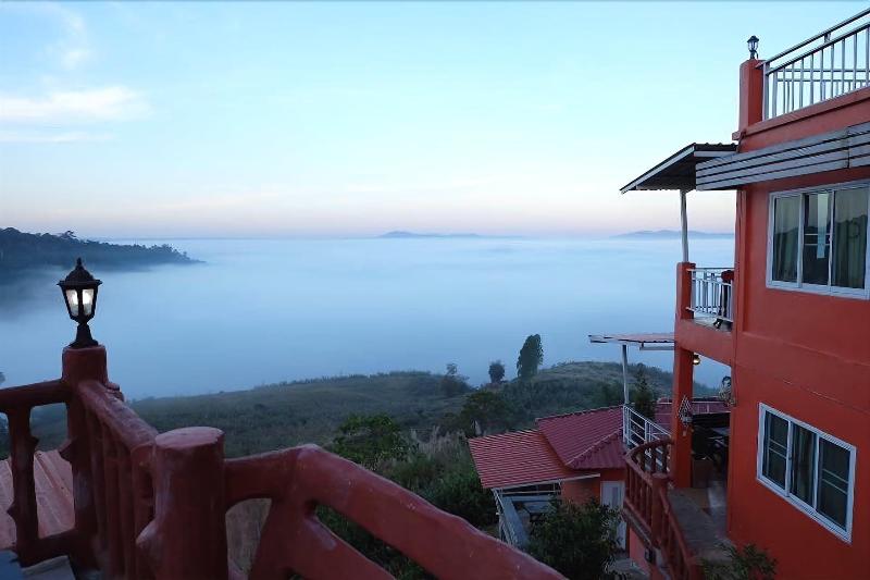 Seemok Resort image