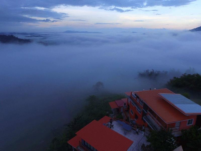 Seemok Resort image