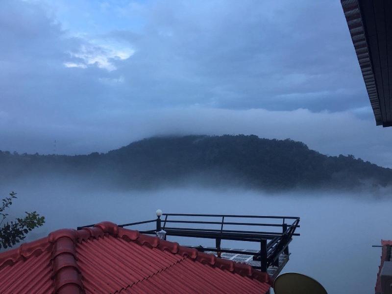 Seemok Resort image