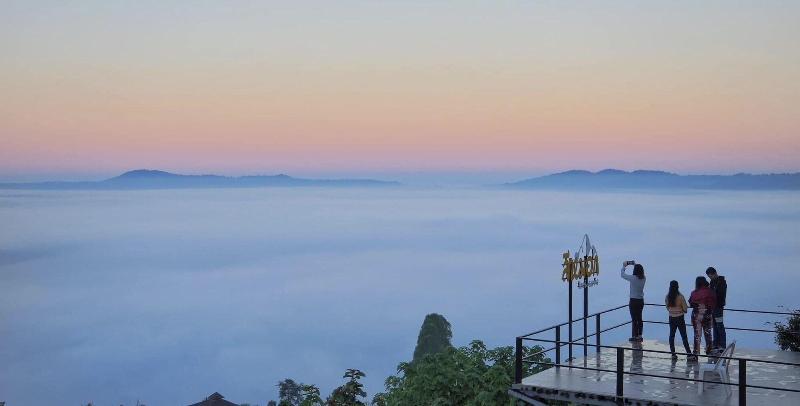 Seemok Resort image