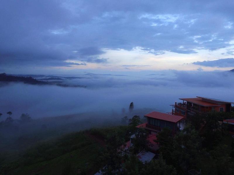 Seemok Resort image