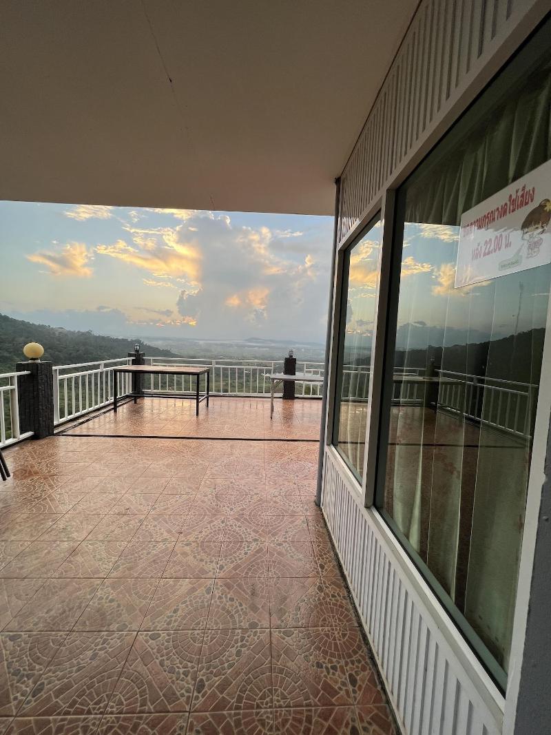 Seemok Resort image